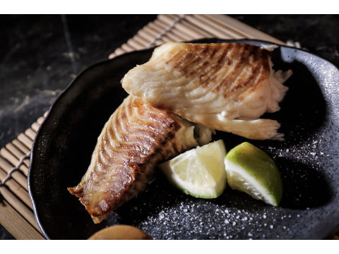 【鹹水台灣鯛魚片】只要新鮮，簡單料理即是美味
