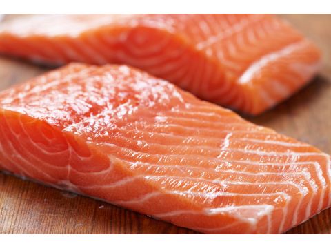 【特級鮭魚菲力】只要新鮮，簡單料理即是美味