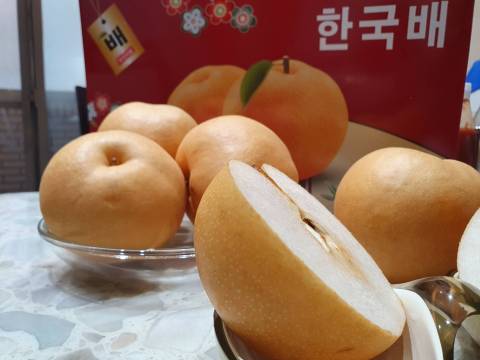 【85折~甜而不膩！韓國空運新高梨8入禮盒(約4.5kg)】碩大香甜，皮薄肉厚！