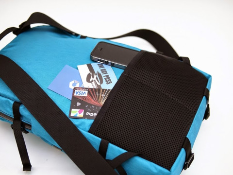【CLAST 旅行小背包】共4色可選 大容量 背部雙口袋夾層